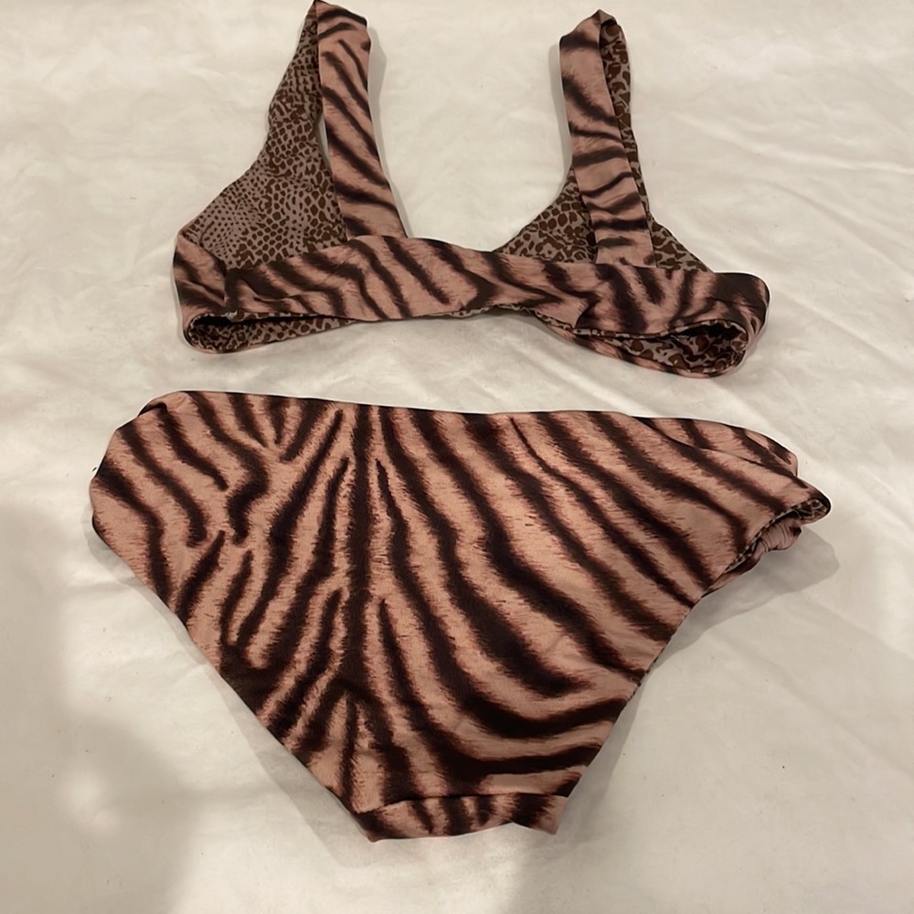 Acacia girls honey swimwear bikini tan and brown animal print  size L - Picture 4 of 6